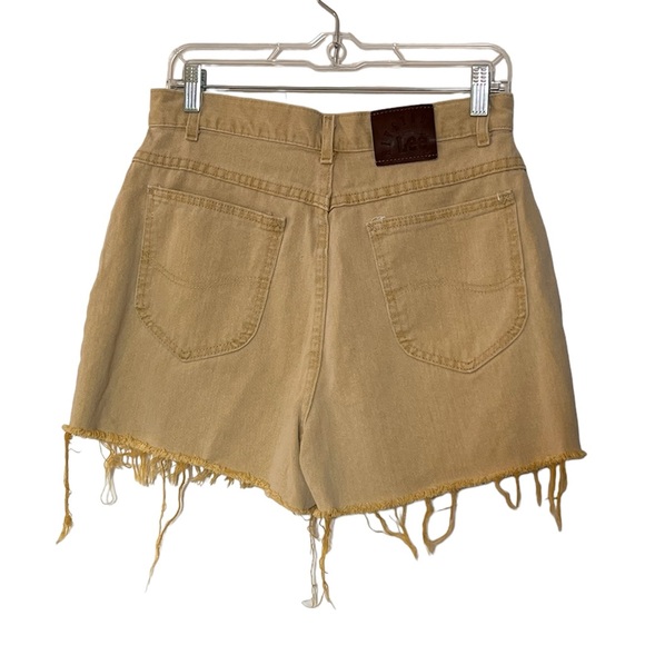 Vintage Lee Denim Shorts - Picture 2 of 5